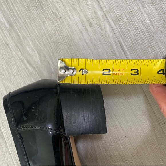 Michael Kors Shoes - Picture 3 of 5